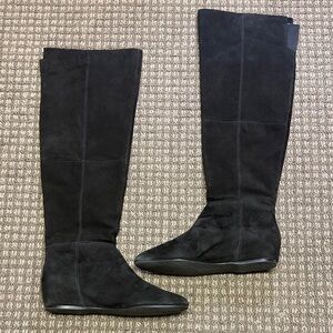 Tahari "Shaw" Black Knee-High Suede Women's Boots sz 7